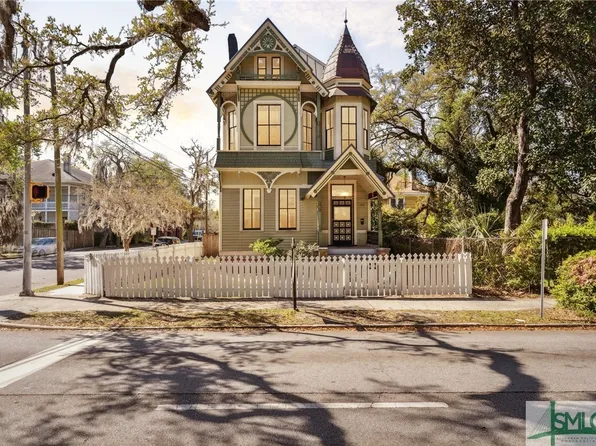 201 W 37th St #fd4060cad, Savannah, GA 31401