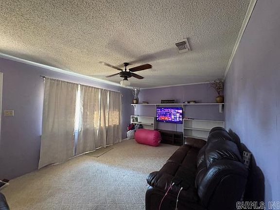 4th image of 114 Iva St