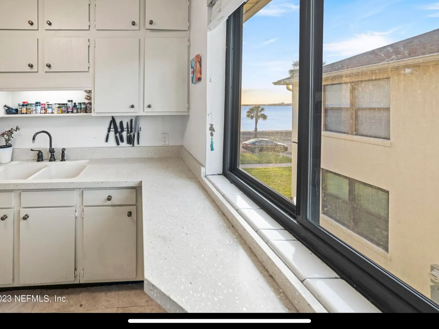 2 bed, 1031 sqft, $2,750 — Photo 4