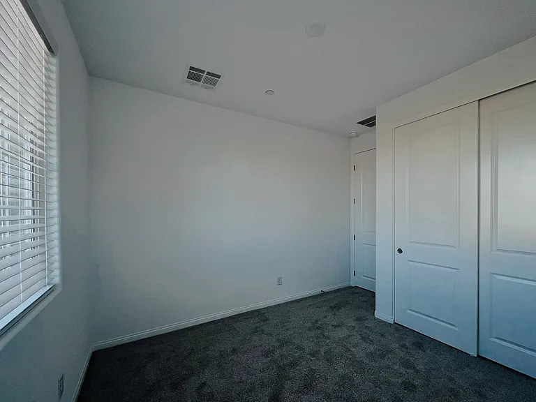 10085 Haven St — Photo 15