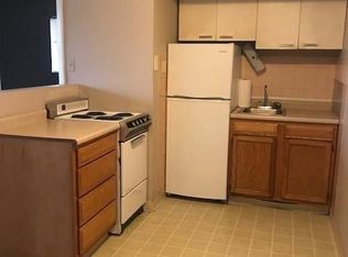 200 N McKenzie St APT 3, Muncie, IN