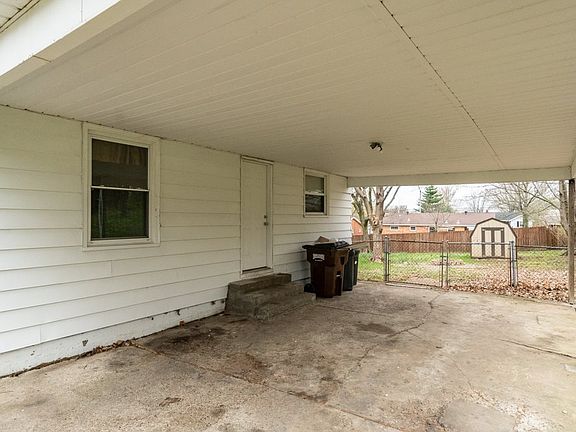 4th image of 31 Orchard Dr