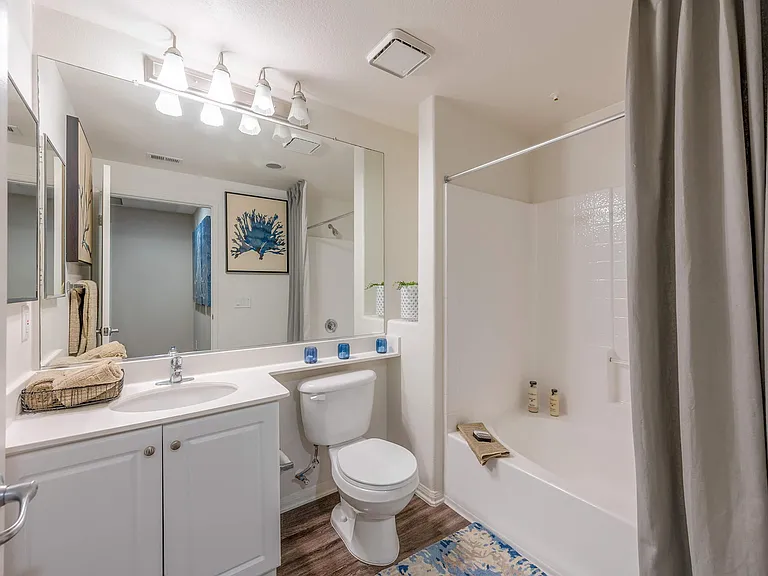 Laurel Terrace Apartment Homes — Photo 30