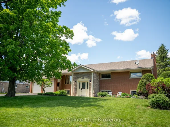 37 Wickens St, Quinte West, ON K8V 0B3
