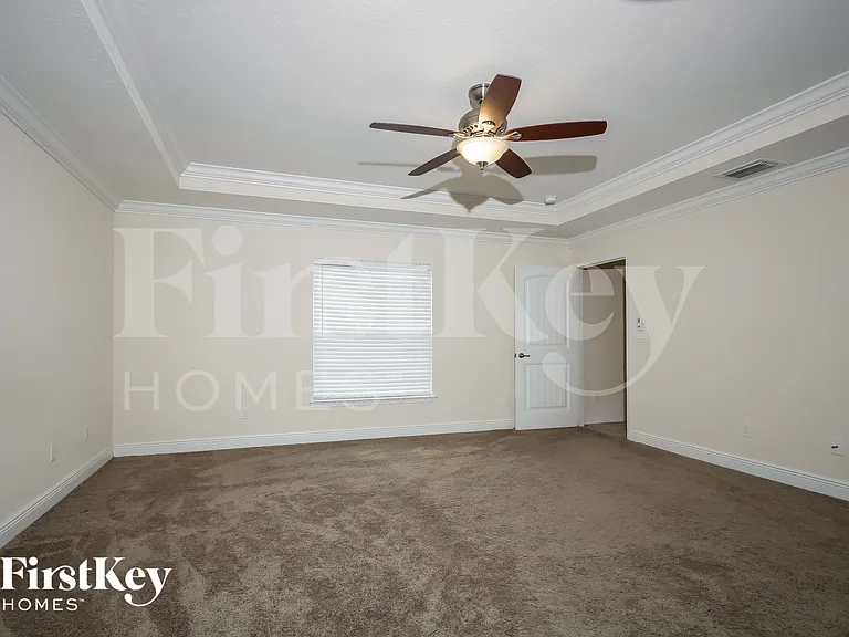 1262 SW San Esteban Ave — Photo 8
