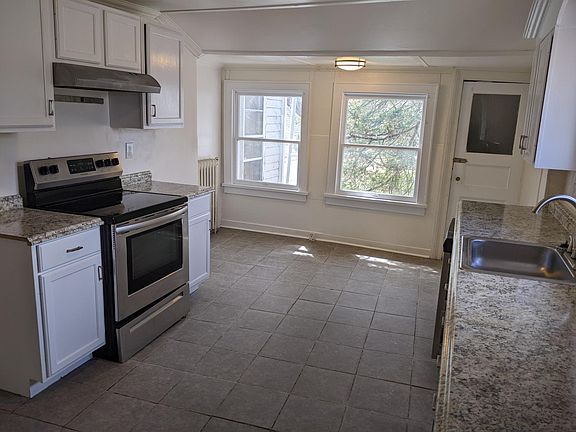 3rd image of 167 Tremper Ave APT 1
