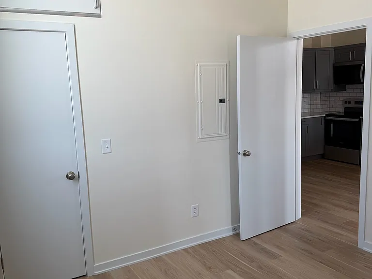 900 Central Ave #205 — Photo 16