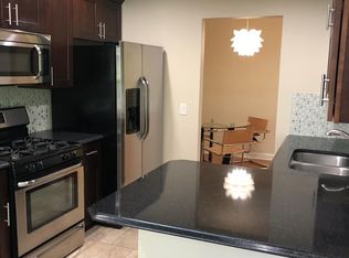 271 Kings Mill Ct UNIT D1, Schaumburg, IL 60193
