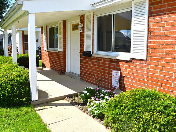 4th image of 610 Linden Ave