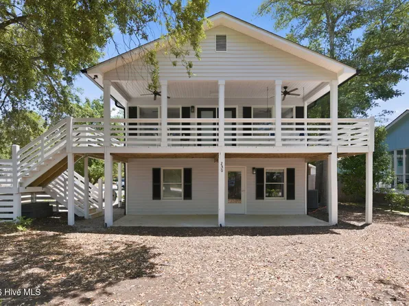 230 NE 45th Street, Oak Island, NC 28465