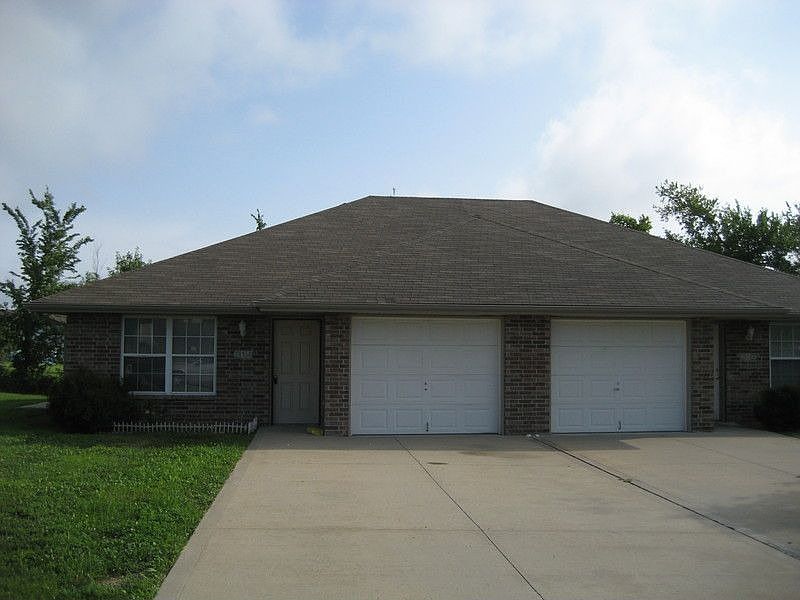 1st image of 1259 NW Woodbury Pl