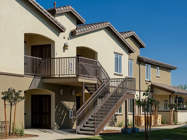 Grapevine Villa — Photo 2