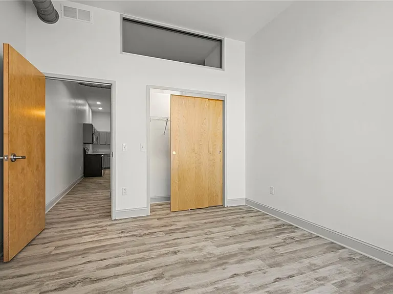 105 Main St #2 — Photo 16
