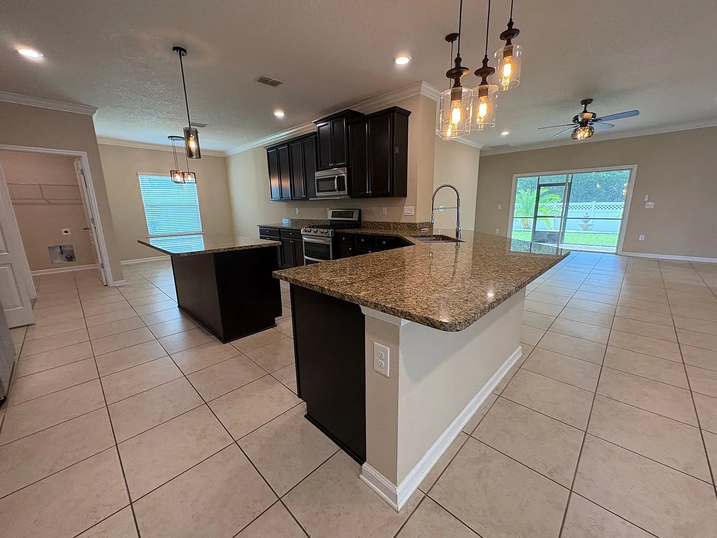 Spacious Home in Growing Area of St. Johns County — Photo 2