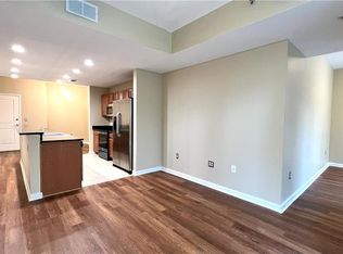 3040 Peachtree Rd NW UNIT 301, Atlanta, GA 30305