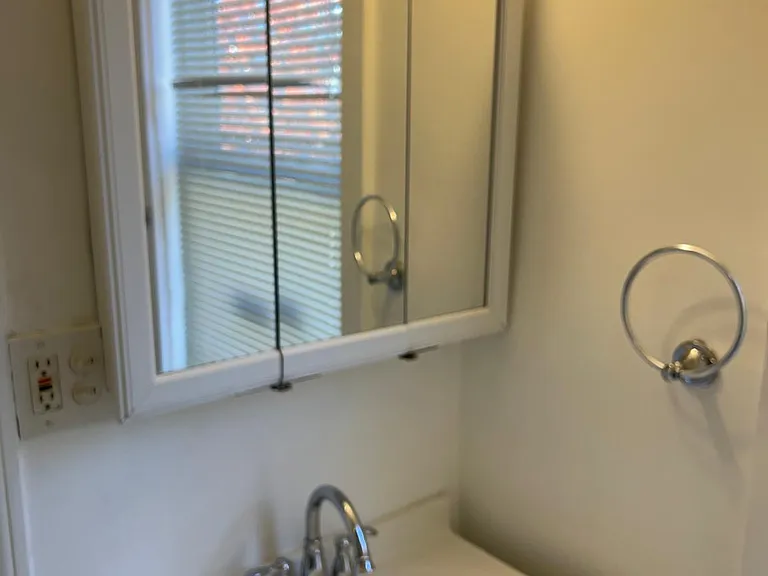 23 Reynolds Ave #1 — Photo 5