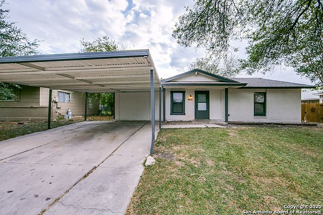 1st image of 4810 Castle Rose Dr