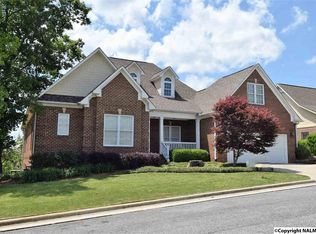 1120 River Ridge Dr, Guntersville, AL 35976