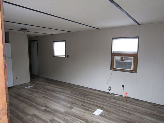 3rd image of 1219 W Oglethorpe Hwy Lot 8