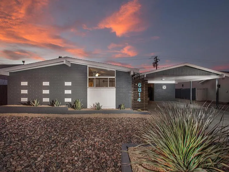 6814 E Monterey Way — Photo 2