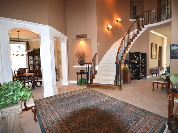 3rd image of 5708 Gleneagles Dr