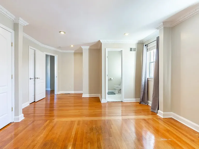 59 Farragut Pl NW — Photo 11