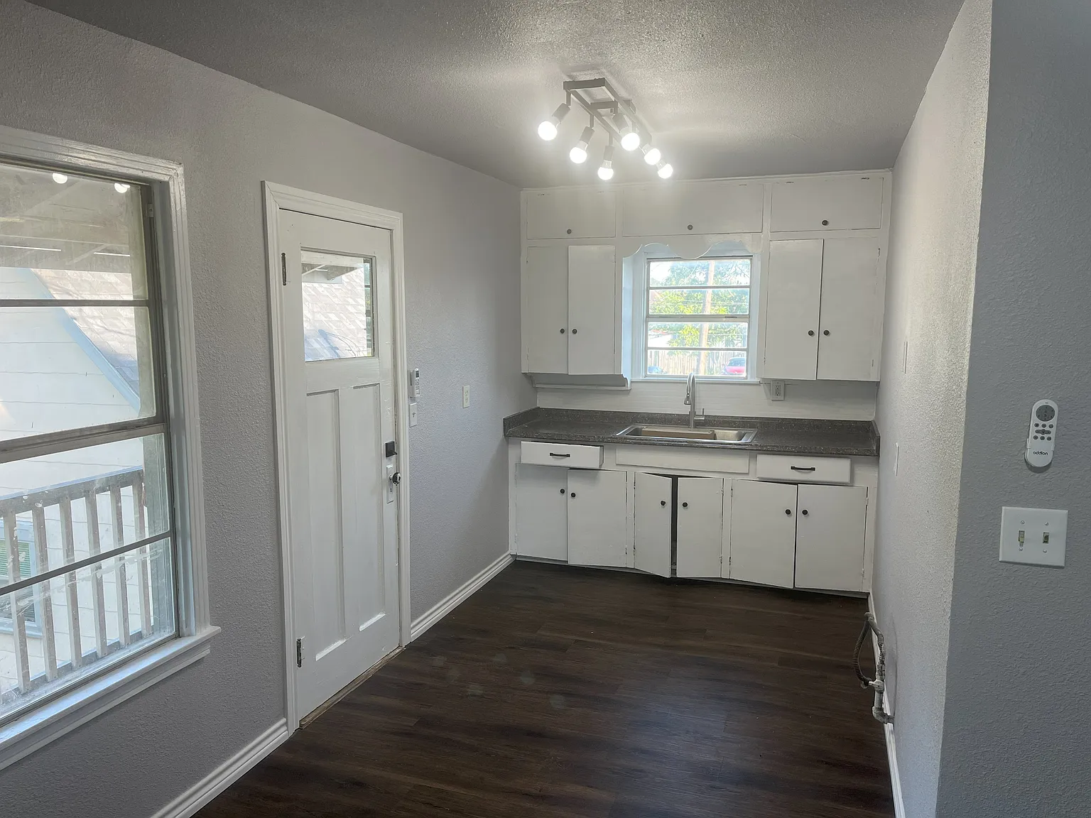1 bed, 600 sqft, $1,050 — Photo 3