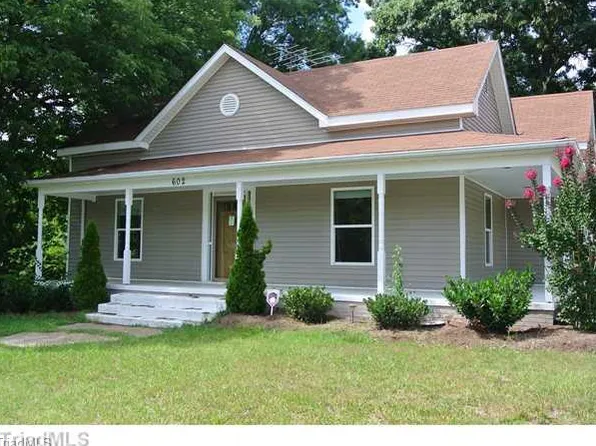 602 Lindsey St, Reidsville, NC 27320