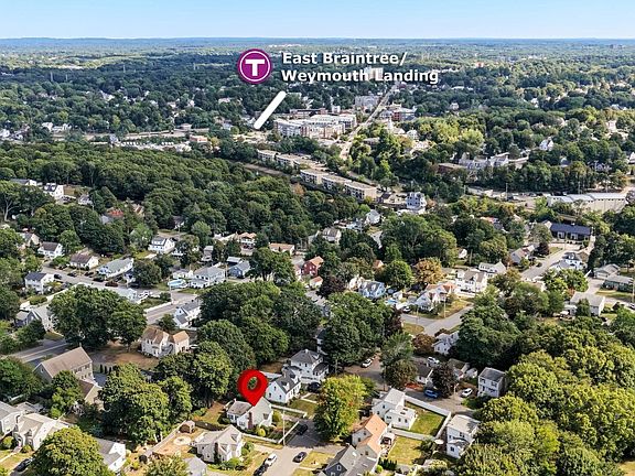4th image of 71 Sheppard Ave