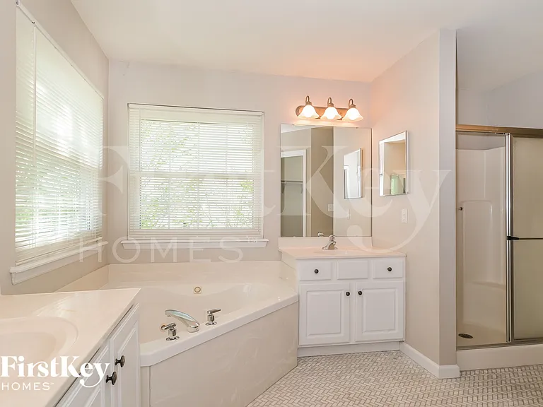 259 Hickory Wood Dr — Photo 10