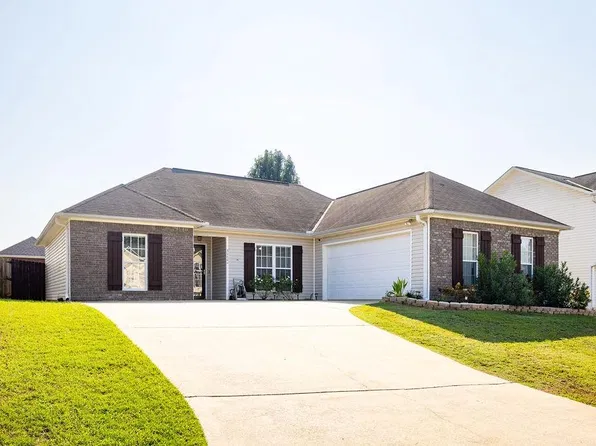 3000 Dotti Dr, Phenix City, AL 36870
