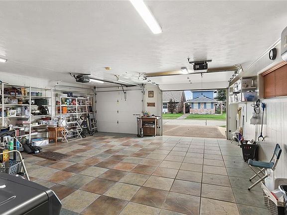 3rd image of 2801 Metairie Heights Ave