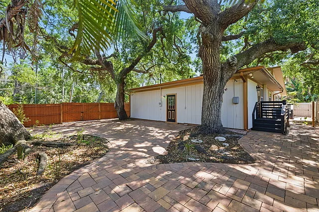 4926 Camellia Way S — Photo 26
