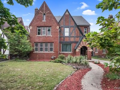 18615 Muirland St, Detroit, MI, 48221