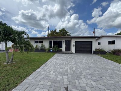 6868 NW 28th St, Sunrise, FL, 33313