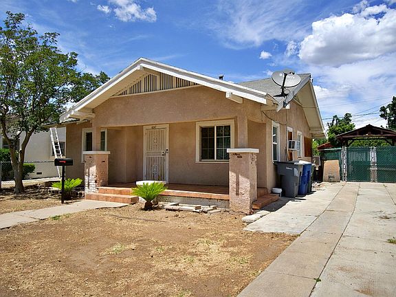 3rd image of 4047 E Lyell Ave