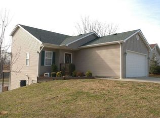 511 Hoffman Dr, New Albany, IN 47150