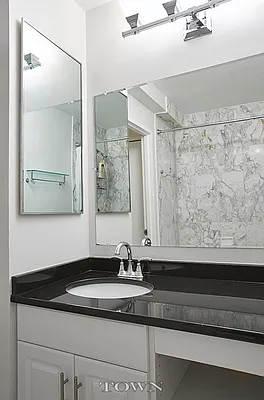 Rented by Town Residential | media 29