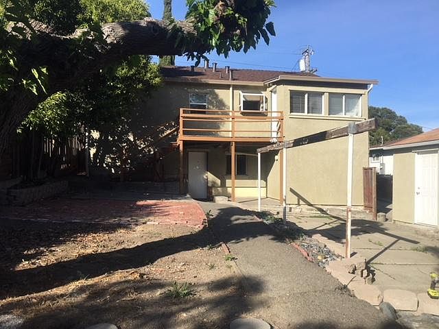 1st image of 2490 Olive St