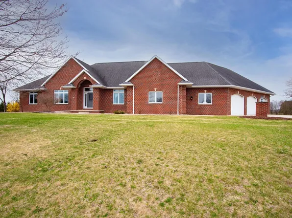 314 6th St, Casco, WI 54205