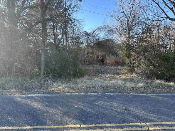 1047 John Inman Rd, Union City, TN 38261