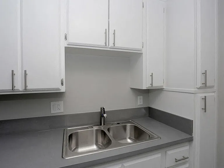 The Marq Apartments — Photo 6