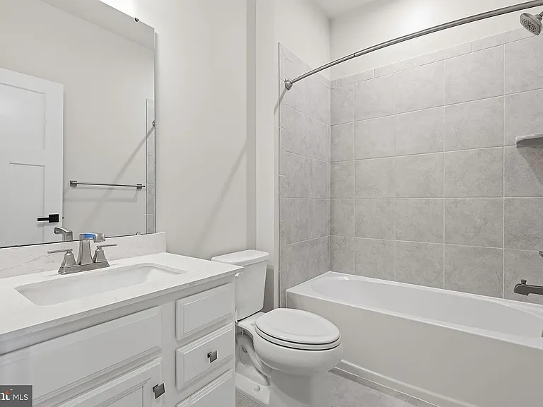 18091 Red Cedar Rd — Photo 28