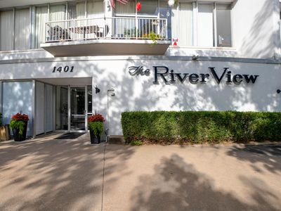 1401 W River Blvd APT 2A, Wichita, KS, 67203