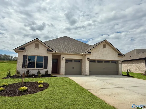 110 Ranna Dr, Huntsville, AL 35811