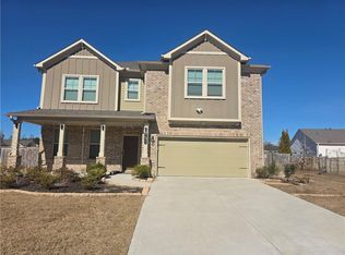 8820 Shipton Cir, Ball Ground, GA 30107