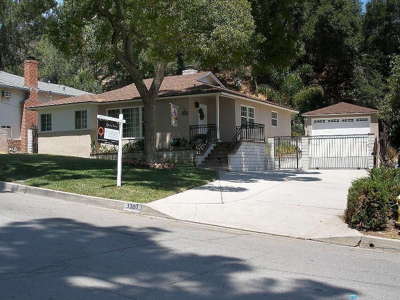 1st image of 3380 Florecita Dr