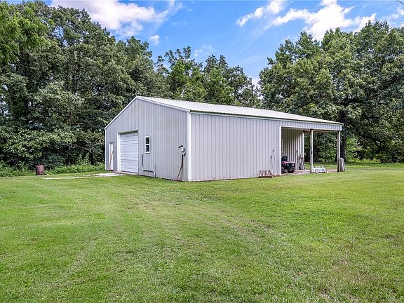 4th image of 13946 Fairmount Rd