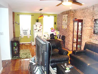 Rented by Carroll Gardens Realty