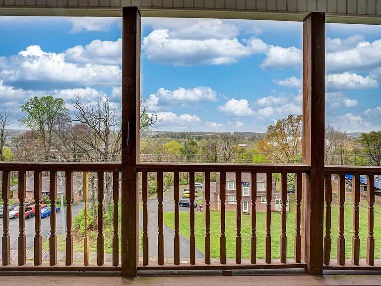 1425 College Heights Rd — Photo 24